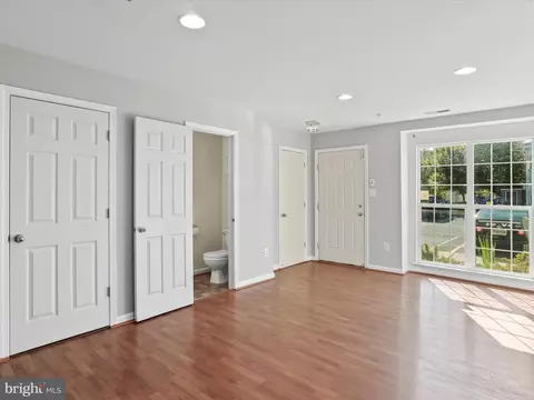 611 Hollowstone Rd, Frederick, MD 21703 photo 5