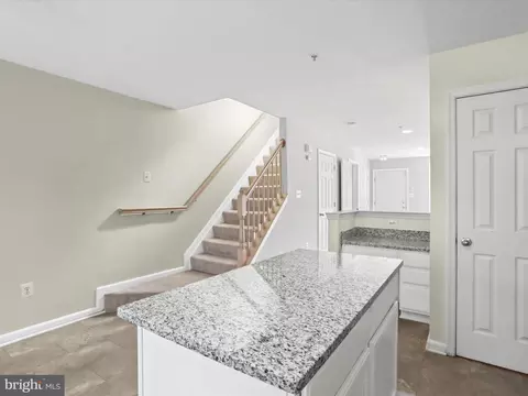 611 Hollowstone Rd, Frederick, MD 21703 photo 11