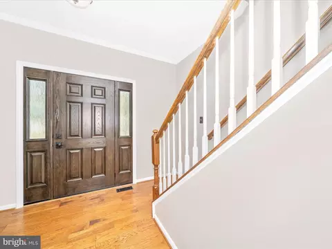 7813 Oak Leaf Ct, Frederick, MD 21701 photo 3