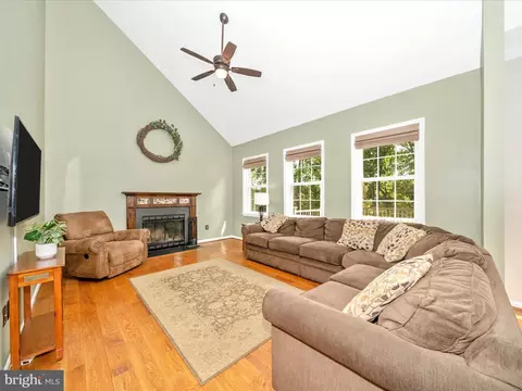 7813 Oak Leaf Ct, Frederick, MD 21701 photo 10