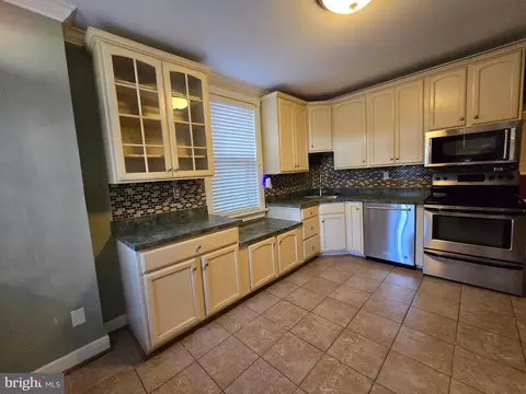 126 E 7th St E, Frederick, MD 21701 photo 3