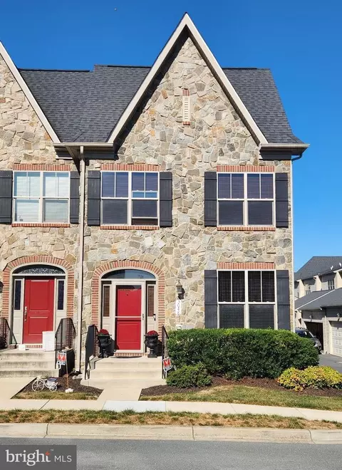 3048 Palatine Dr, Frederick, MD 21701