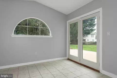 Entry Way - 2174 Ambleside Ct, Frederick, MD 21702 photo 7 of 8