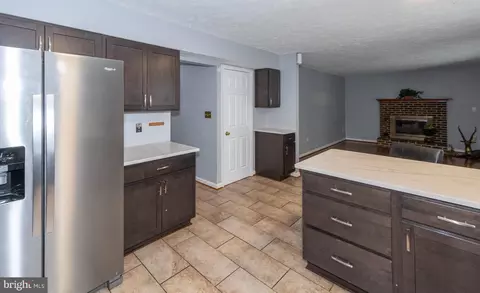 Entry Way - 2174 Ambleside Ct, Frederick, MD 21702 photo 1 of 8