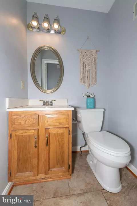 Bath - 2174 Ambleside Ct, Frederick, MD 21702 photo 1 of 3