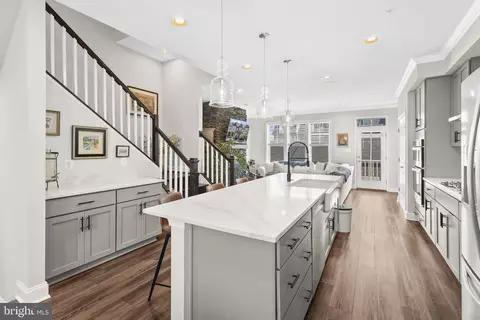 Entry Way - 905 Holden Rd, Frederick, MD 21701 photo 1 of 7