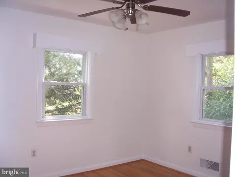 Bedroom - 901 Pine Ave, Frederick, MD 21701 photo 3 of 3