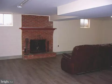 Living - 901 Pine Ave, Frederick, MD 21701 photo 2 of 2