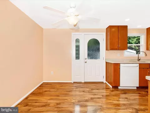 Entry Way - 6727 Kernel Ct, Frederick, MD 21703 photo 3 of 6