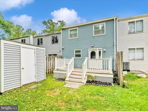 Exterior - 6727 Kernel Ct, Frederick, MD 21703 photo 6 of 10