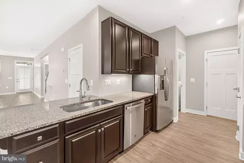 Entry Way - 3207 Thornapple Dr, Frederick, MD 21704 photo 5 of 7