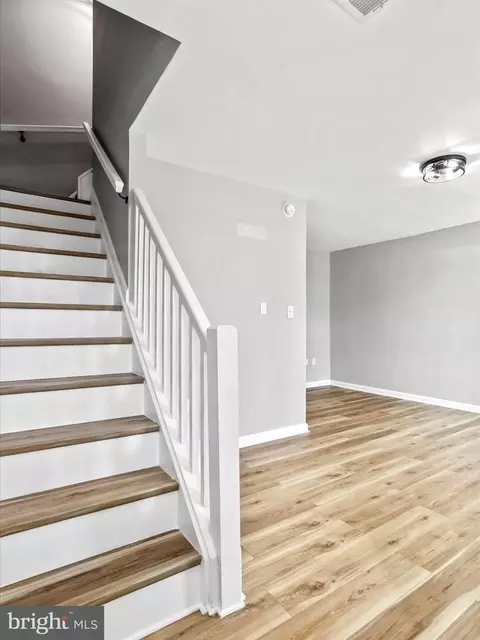 Entry Way - 5 E Orndorff Dr, Brunswick, MD 21716 photo 1 of 7