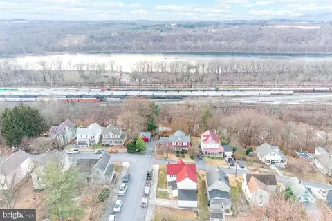 View/Area - 5 E Orndorff Dr, Brunswick, MD 21716 photo 3 of 4
