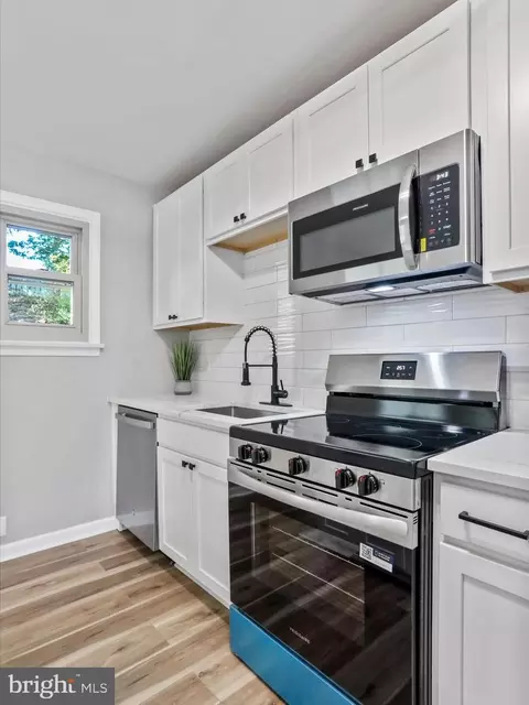 Kitchen - 5 E Orndorff Dr, Brunswick, MD 21716 photo 1 of 3