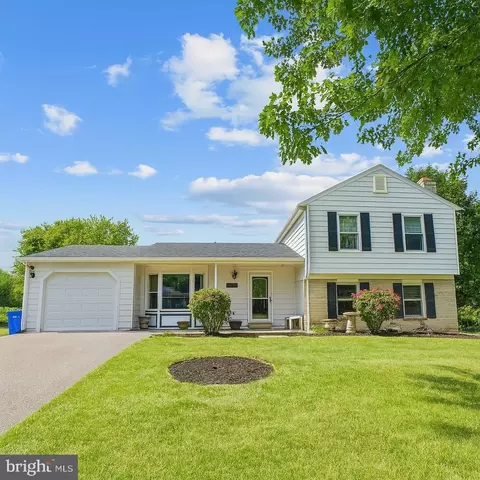 8806 Adventure Ave, Walkersville, MD 21793