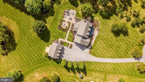 View/Area - 10036 Old Frederick Ter, Frederick, MD 21701 photo 2 of 4