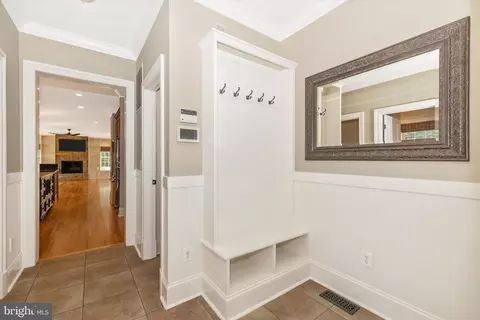 Entry Way - 10036 Old Frederick Ter, Frederick, MD 21701 photo 4 of 6