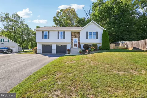 12309 Cracked Bell Ct, Union Bridge, MD 21791