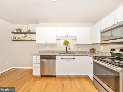 Kitchen - 589 Primus Ct, Frederick, MD 21703 photo 2 of 3