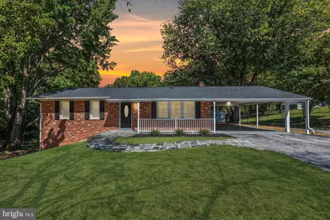 12192 Overlook Dr, Monrovia, MD 21770