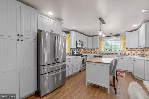 Kitchen - 10140 A Lenhart Rd, Frederick, MD 21701 photo 2 of 5