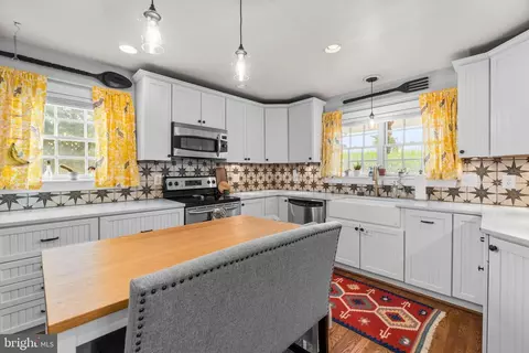 Kitchen - 10140 A Lenhart Rd, Frederick, MD 21701 photo 3 of 5