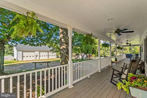 Exterior - 10140 A Lenhart Rd, Frederick, MD 21701 photo 3 of 8