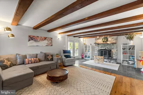 Living - 10140 A Lenhart Rd, Frederick, MD 21701 photo 1 of 1