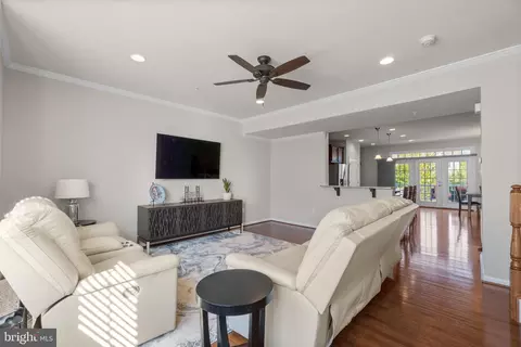 Entry Way - 2804 Shearwater Ln, Frederick, MD 21701 photo 3 of 6