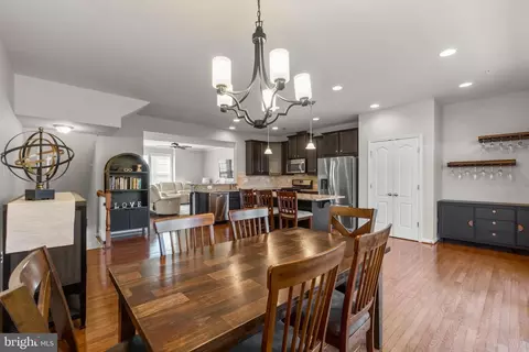 Dining - 2804 Shearwater Ln, Frederick, MD 21701 photo 2 of 3