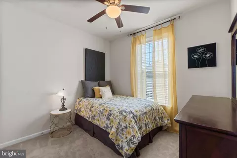 Bedroom - 2804 Shearwater Ln, Frederick, MD 21701 photo 4 of 6