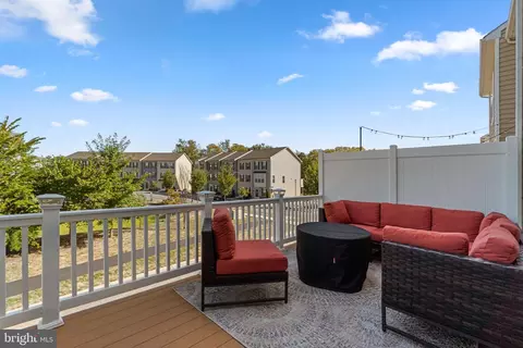 Exterior - 2804 Shearwater Ln, Frederick, MD 21701 photo 9 of 9