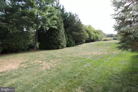 Exterior - 6670 Springhill Dr, Frederick, MD 21702 photo 15 of 23