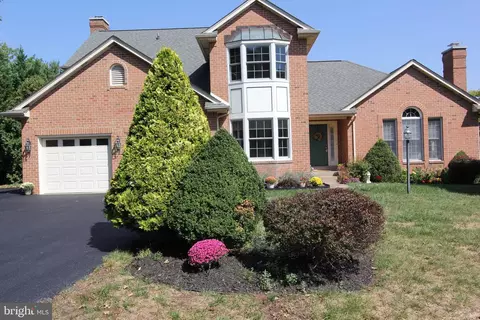Exterior - 6670 Springhill Dr, Frederick, MD 21702 photo 18 of 23