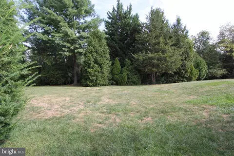 Exterior - 6670 Springhill Dr, Frederick, MD 21702 photo 14 of 23