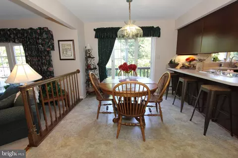 Dining - 6670 Springhill Dr, Frederick, MD 21702 photo 3 of 6