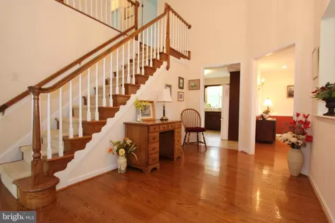 Entry Way - 6670 Springhill Dr, Frederick, MD 21702 photo 1 of 4
