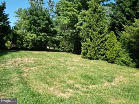 Exterior - 6670 Springhill Dr, Frederick, MD 21702 photo 11 of 23