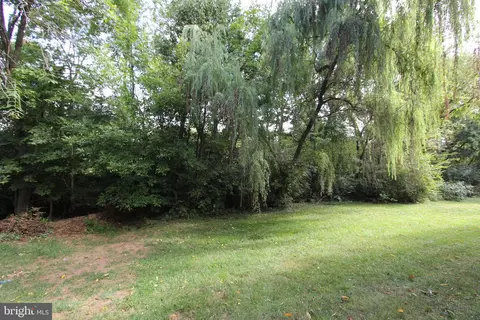 Exterior - 6670 Springhill Dr, Frederick, MD 21702 photo 16 of 23
