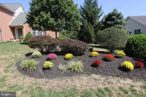 Exterior - 6670 Springhill Dr, Frederick, MD 21702 photo 17 of 23