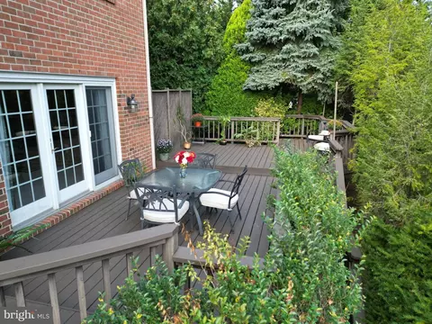 Exterior - 6670 Springhill Dr, Frederick, MD 21702 photo 3 of 23