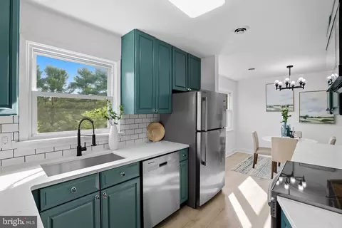 Kitchen - 8625 Chestnut Grove Rd, Frederick, MD 21701 photo 2 of 2