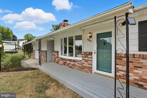 Exterior - 8625 Chestnut Grove Rd, Frederick, MD 21701 photo 2 of 4