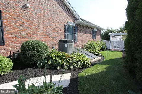 Exterior - 8213 Skipwith Dr, Frederick, MD 21702 photo 20 of 23