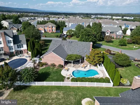 View/Area - 8213 Skipwith Dr, Frederick, MD 21702 photo 3 of 8