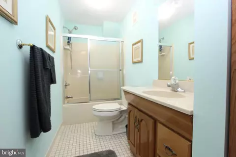 Bath - 8213 Skipwith Dr, Frederick, MD 21702 photo 7 of 7