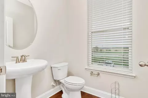 Entry Way - 4615 Cambria Rd, Frederick, MD 21703 photo 8 of 10