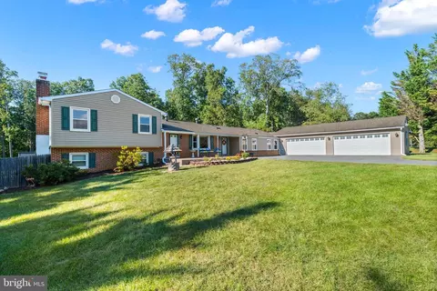 11402 Meadowlark Dr, Ijamsville, MD 21754