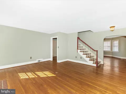 Living - 108 Frederick Ave, Frederick, MD 21701 photo 3 of 6