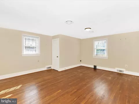 Bedroom - 108 Frederick Ave, Frederick, MD 21701 photo 7 of 9